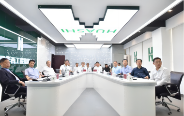 蔣錫培拜會(huì)四川華西集團(tuán)黨委書記、董事長楊斌